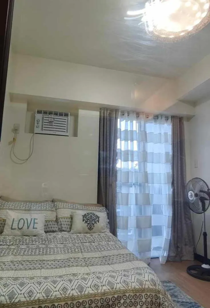 Junior Suite 1 Bedroom Resort Type Condo Near Naia Paranaque City