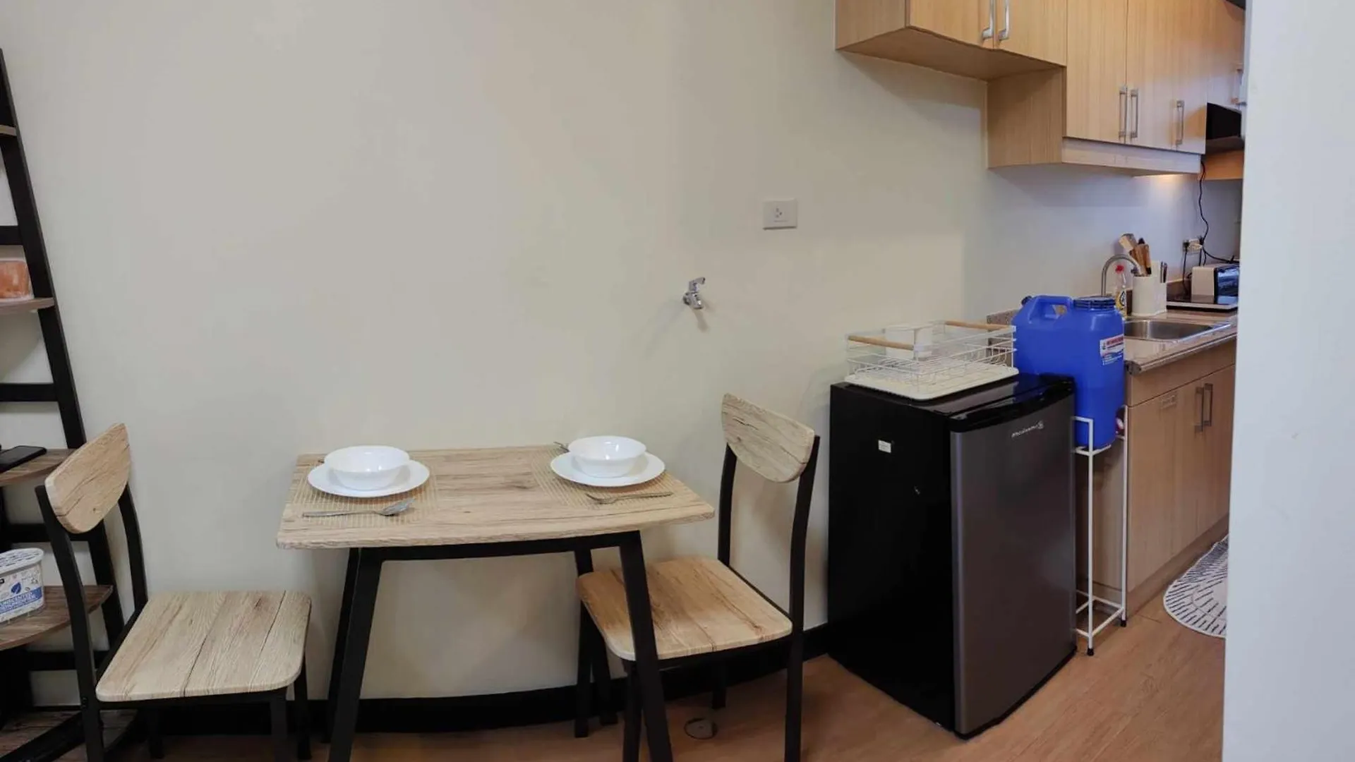 Junior Suite 1 Bedroom Resort Type Condo Near Naia Paranaque City Philippines