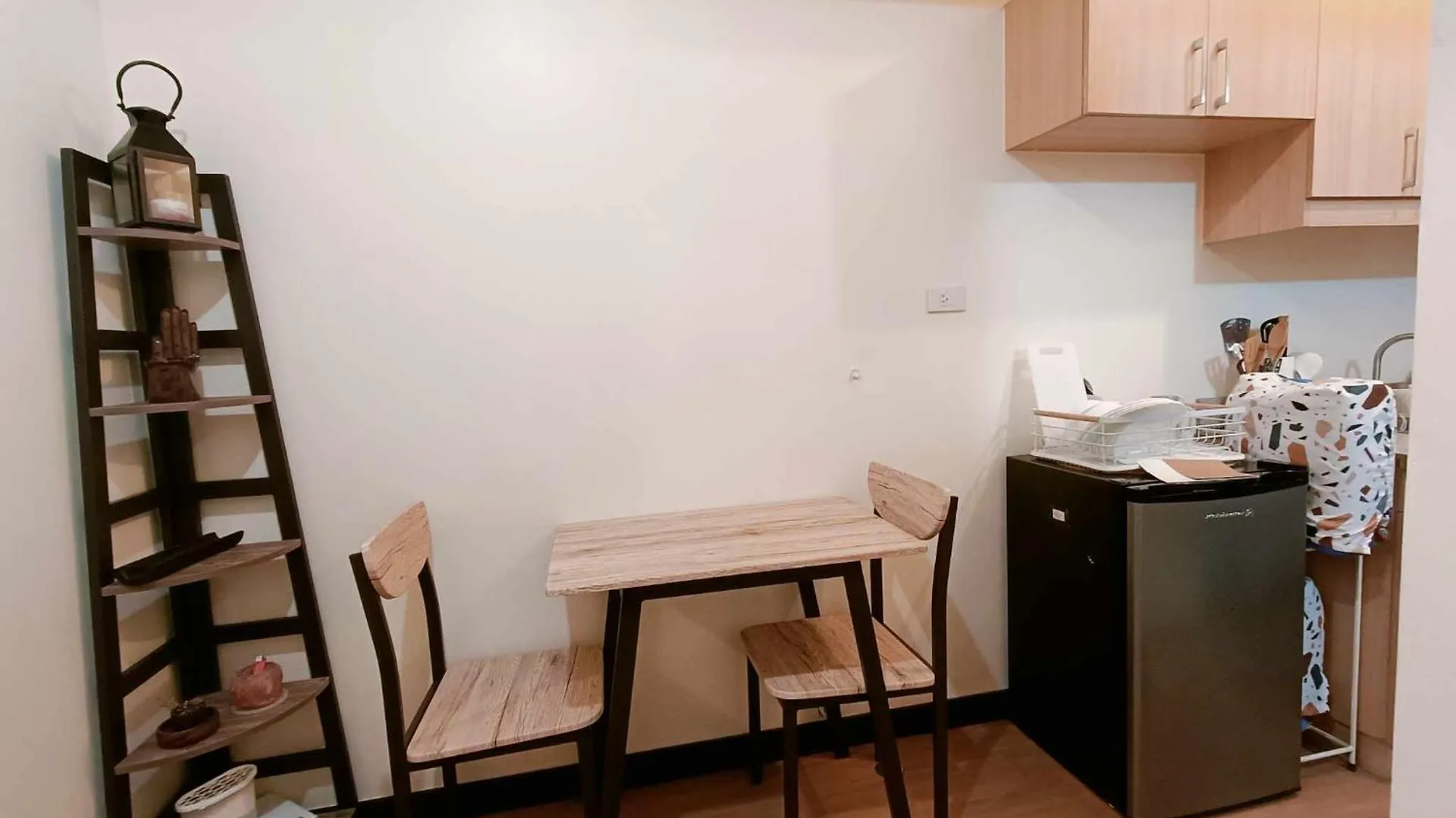 Aparthotel Junior Suite 1 Bedroom Resort Type Condo Near Naia Paranaque City