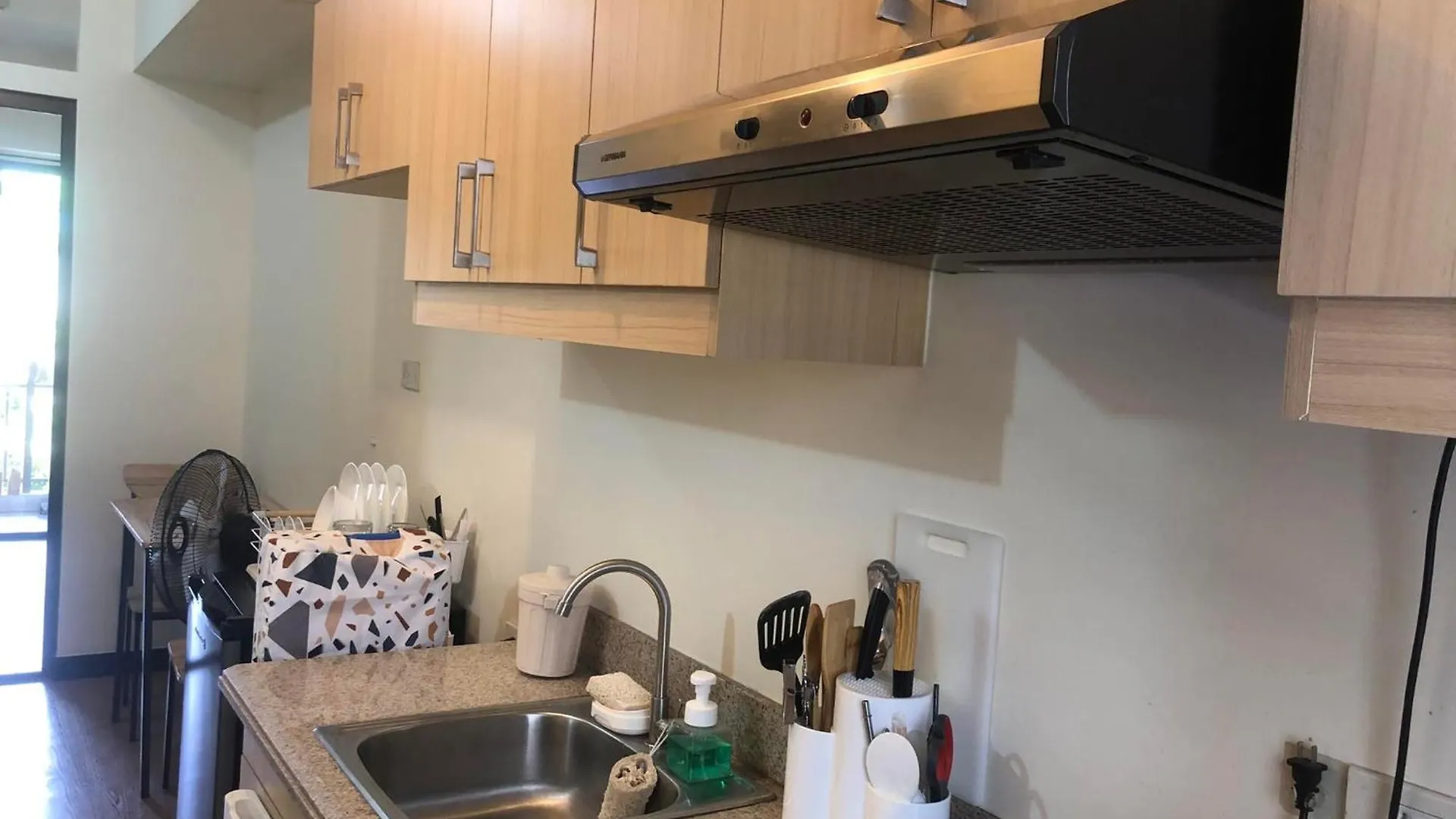 Junior Suite 1 Bedroom Resort Type Condo Near Naia Paranaque City